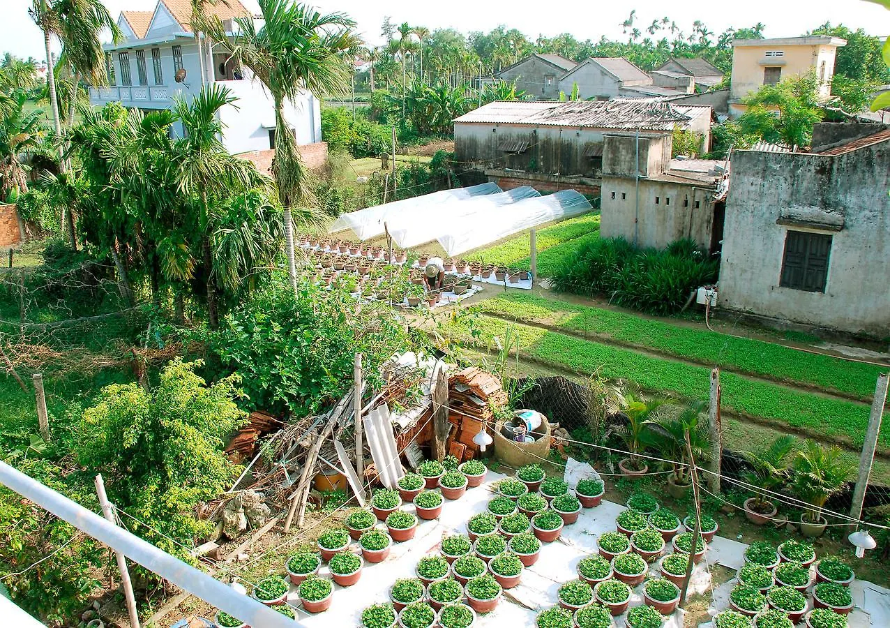 Bed & Breakfast Flower Village Hoi An